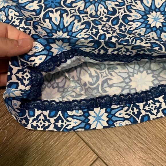 J.McLaughlin Patterned Shorts - Picture 10 of 10